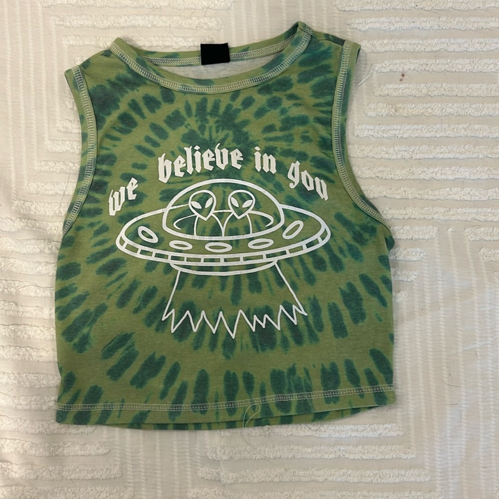 green alien tank, size S, urban outfitters